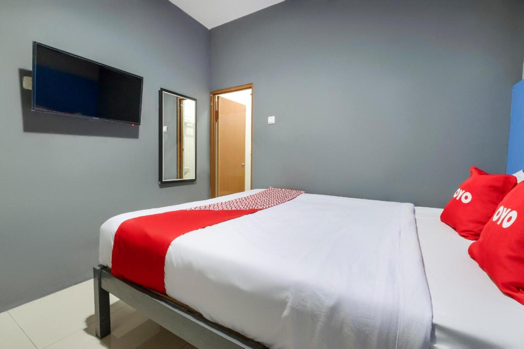 Hotel O Prambanan Near Prambanan Temple Екстер'єр фото